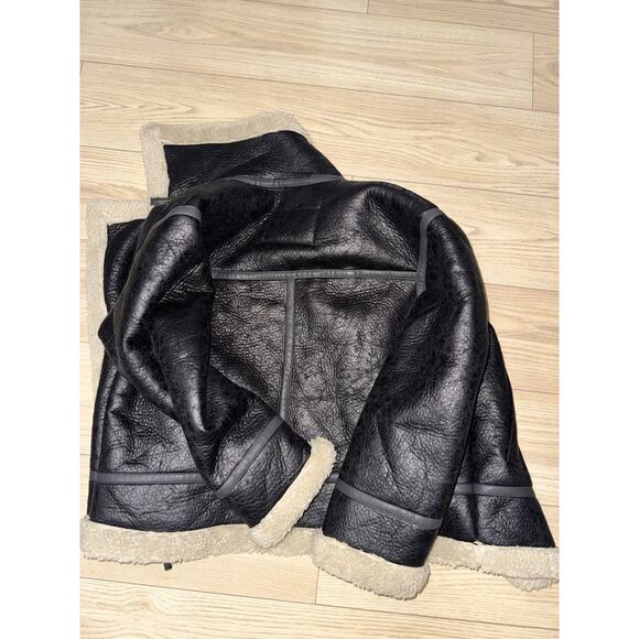 AE Oversized Vegan Shearling Moto Jacket Women’s Sz Large - Picture 10 of 10